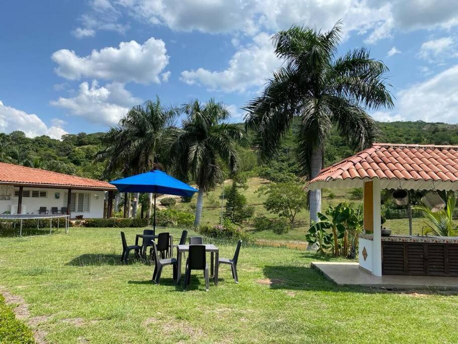 Finca Campestre Con Hermosa Vista Anapoima Exterior photo